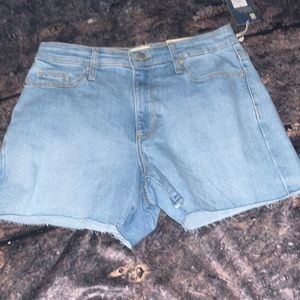 NWT! Universal Thread High-Rise Midi Shorts size 6